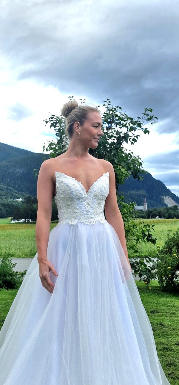 Unik brudekjole